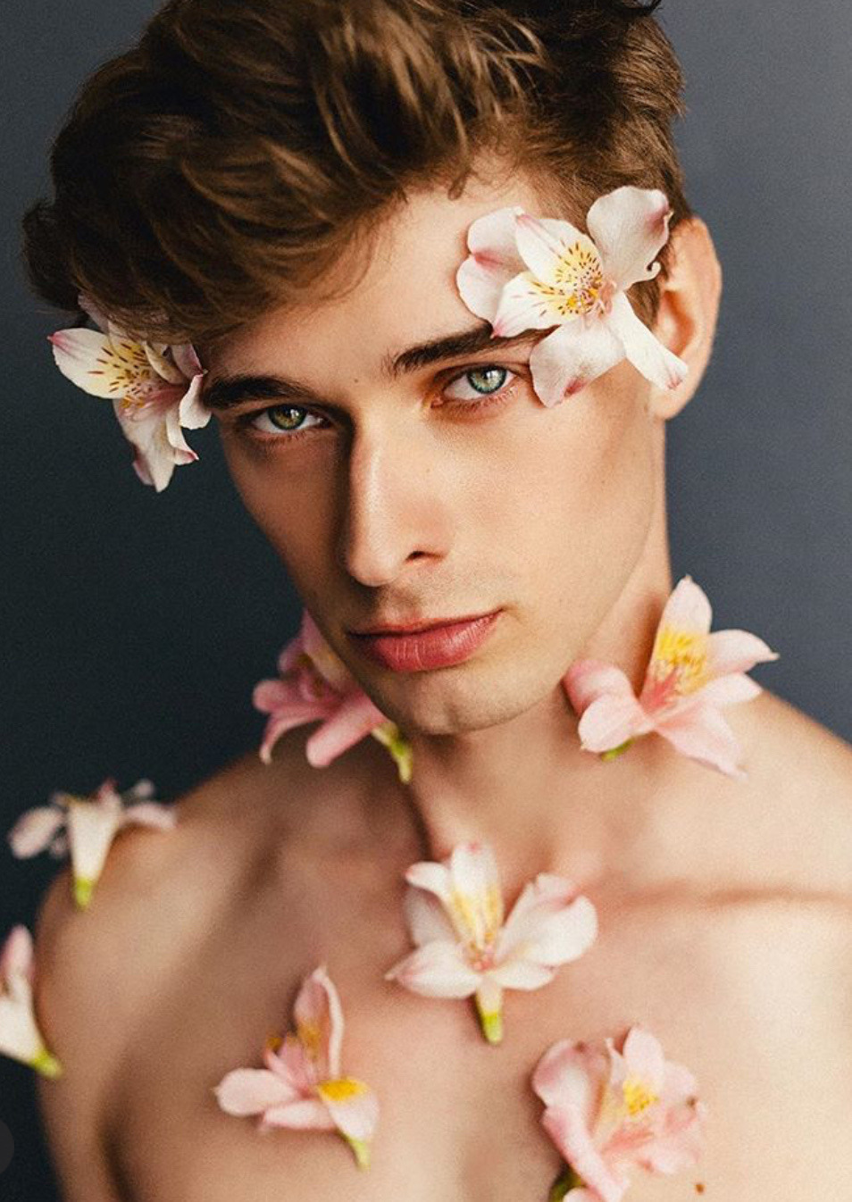 Un instant d’évasion à Lyon Adrien - rencontre-Gay-Lyon