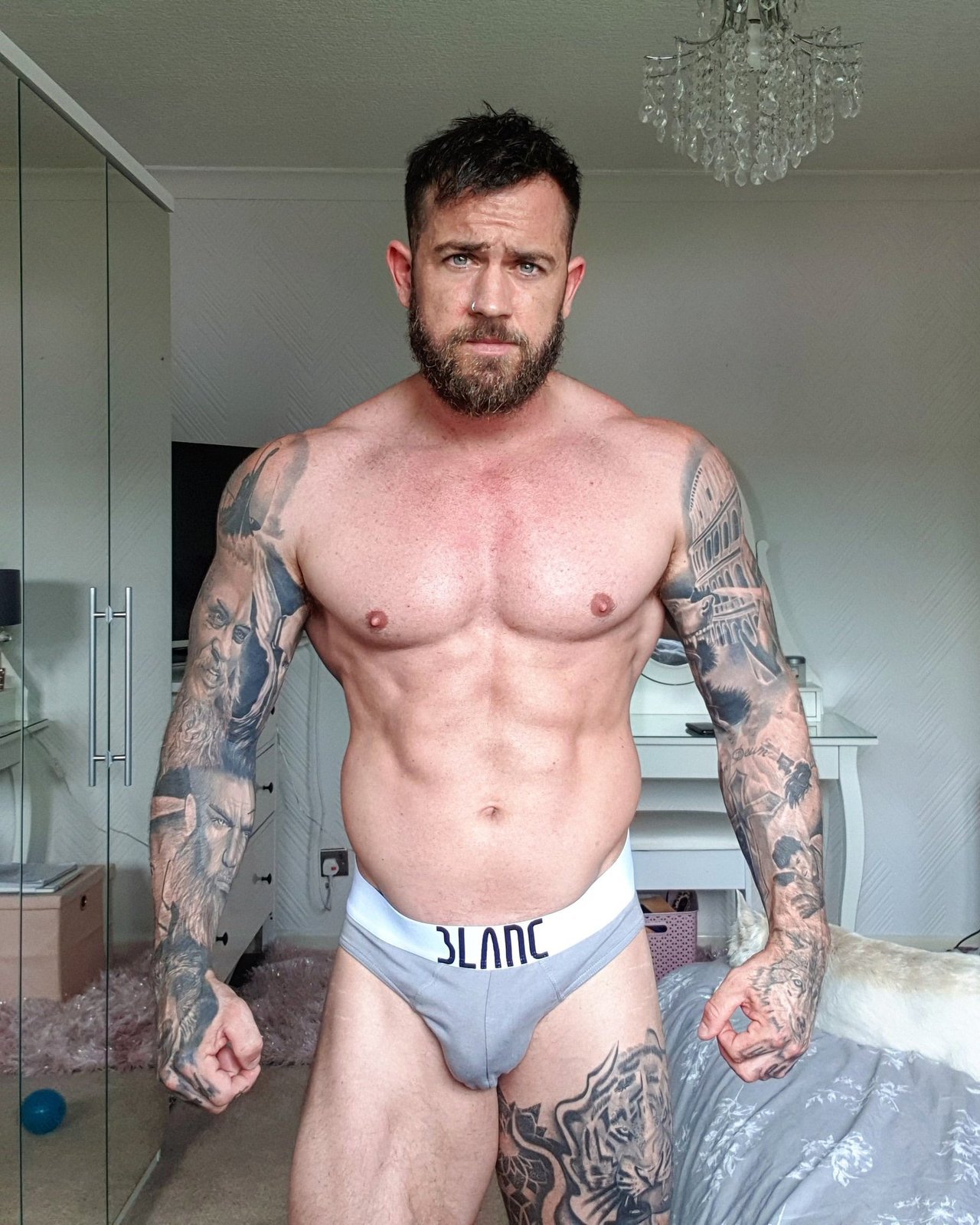 Marseillais en quête de complicité sans prise de tête Lucas - rencontre-Gay-Marseille