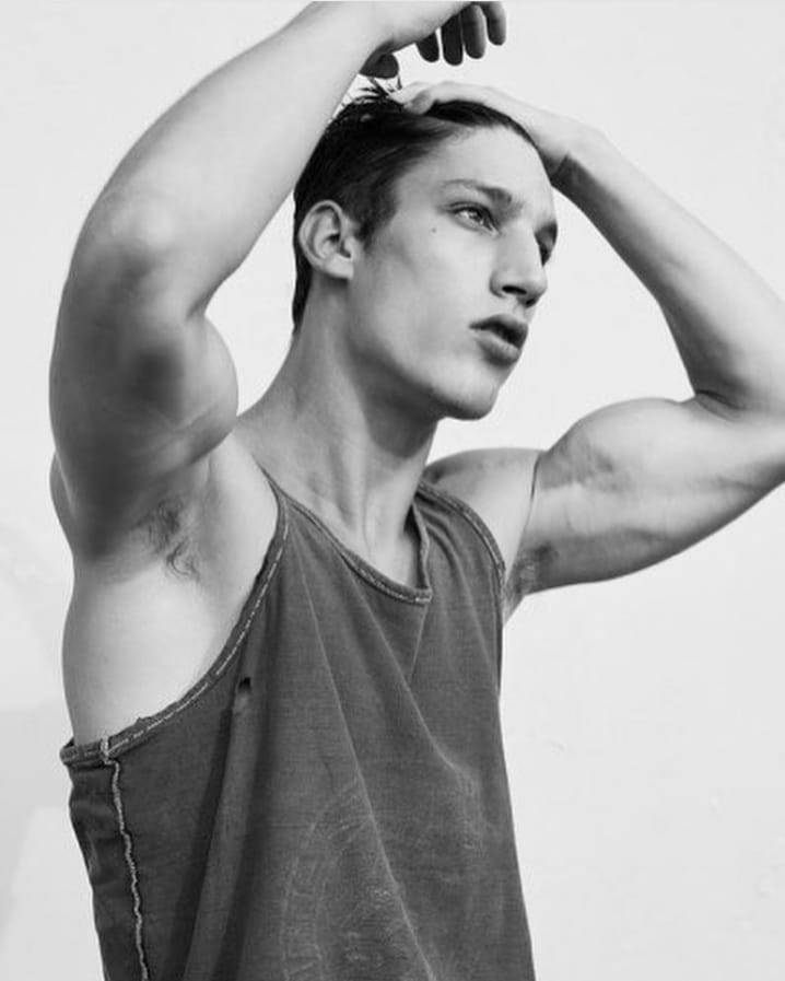 Envie de jeux à Antibes ? Martin - rencontre-Gay-Antibes