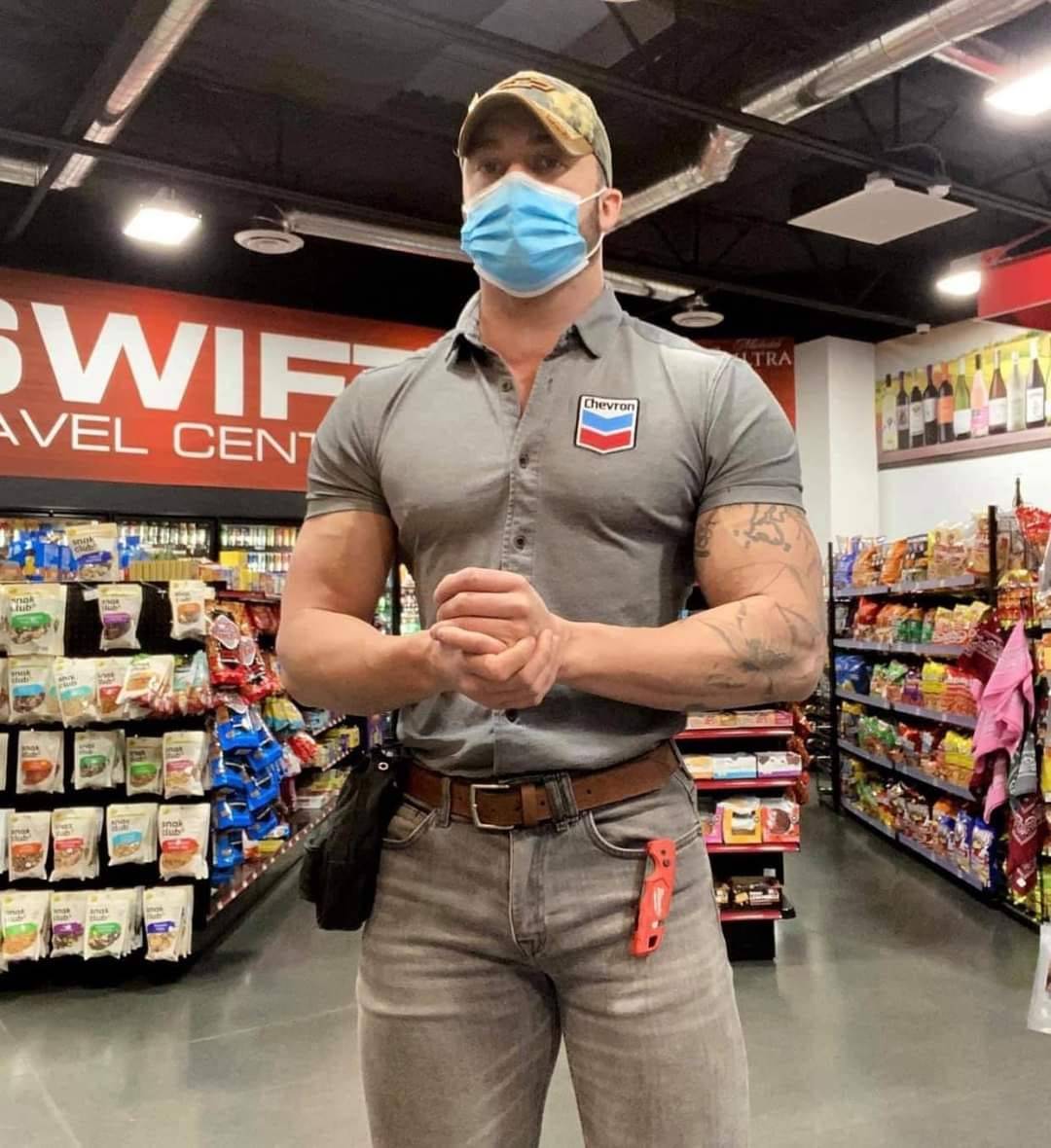 Rencontre torride à Rennes Enzo - rencontre-Gay-Rennes