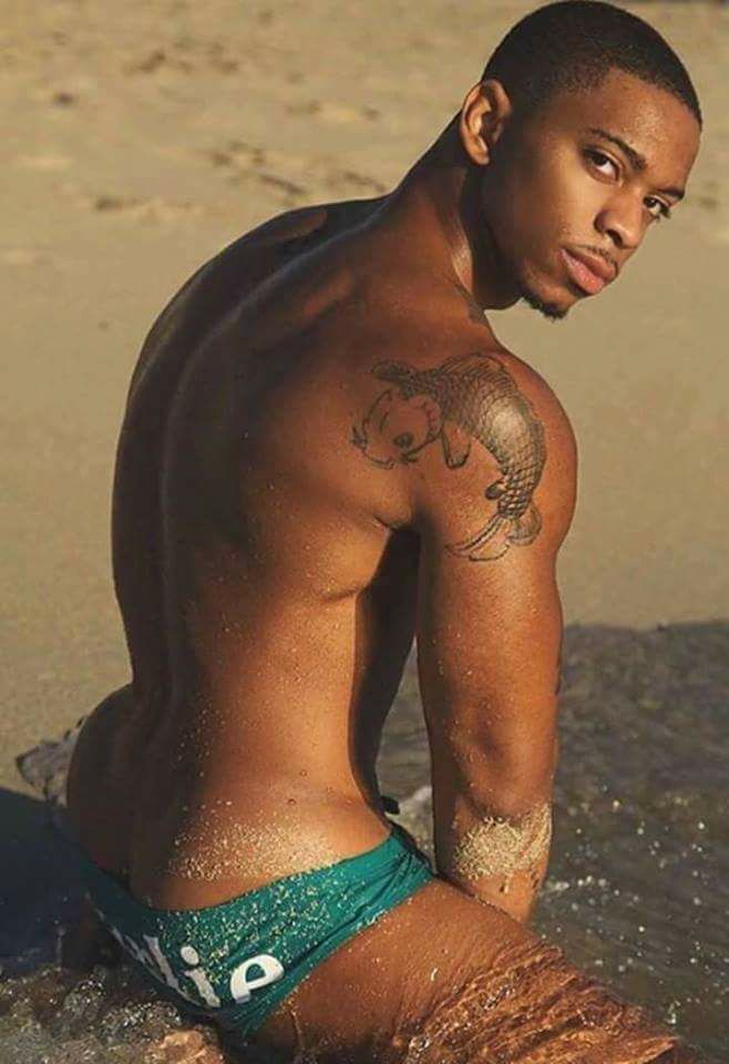 Chaud à Toulon: viens te lancer dans l’action ! Fabrizio - rencontre-Gay-Toulon