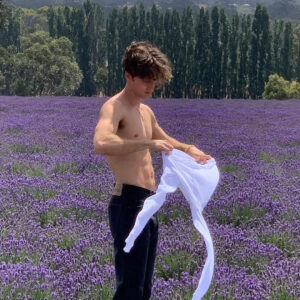 Bastien jeune mince de Massy cherche mec pour plan cul express appelle vite au numéro direct profil--1081