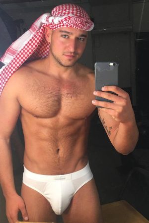 Karim - rencontre-Gay-Agen