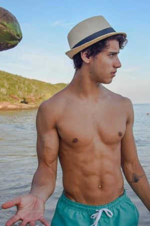 Maxime - rencontre-gay-nimes-jToG