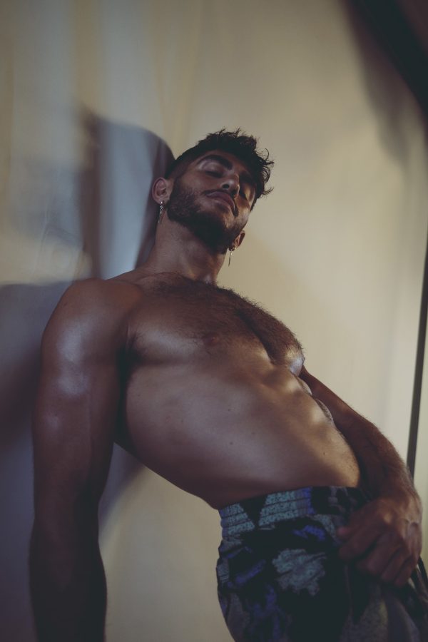 Jeune caucasien coquin cherche homme à Saint-Étienne rencontre-gay-saint-etienne-O6YE