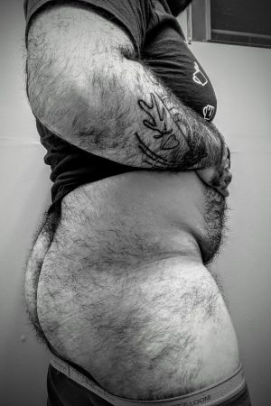 En quête de sensations à 32 ans Joris - rencontre-Gay-Issy-les-Moulineaux