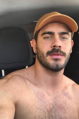 Une nuit à Rennes, ça te dit ? Gaspard - rencontre-Gay-Rennes