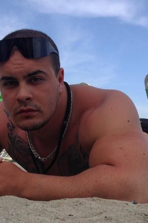 Yanis - rencontre-Gay-Valence