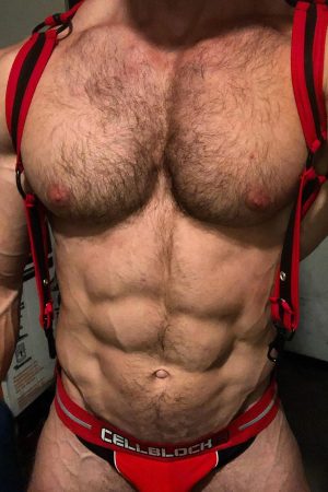 Un café ou un truc plus chaud ? Valentin - rencontre-Daddy-Niort